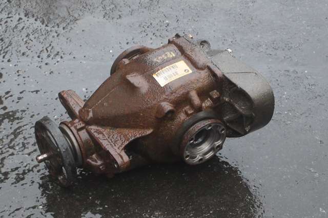 Kardang klokke bak til BMW 1-Serie, 2004-2011 (E81/E82/E87/E88) (E81/E82/E87/E88) (BMW|7 572 804)