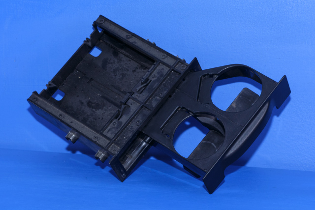 Dashbord koppholder til Nissan King Cab, 2002-2011 (Fase 2) (D22/NP300) (D22/NP300)