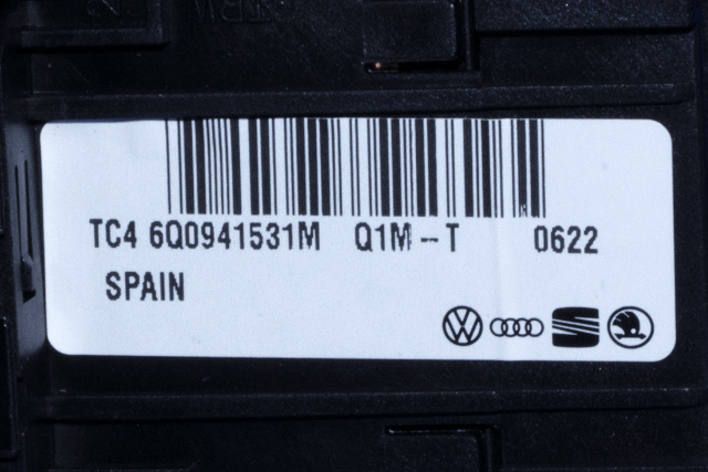 Bryter lys til VW Transporter / Caravelle 2009-2015 (Fase 2) (T5) (T5) (VAG|6Q0 941 531 M|)