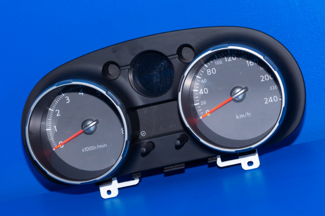 Instrumentpanel til Nissan Qashqai, 2007-2010 (Type I, Fase 1) (NISSAN|JD03A)