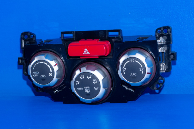 Varmeapparat betjening til Subaru Impreza, 2008-2012 (Type III)  (SUBARU|72311-SC110)
