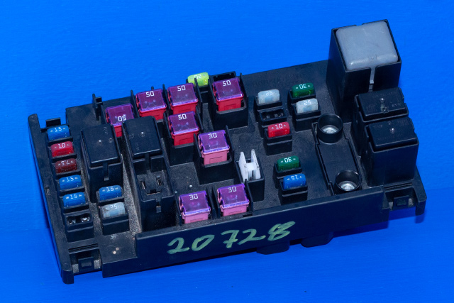 Sikringsboks til Subaru Impreza, 2008-2012 (Type III)  (SUBARU|82241-FG030)