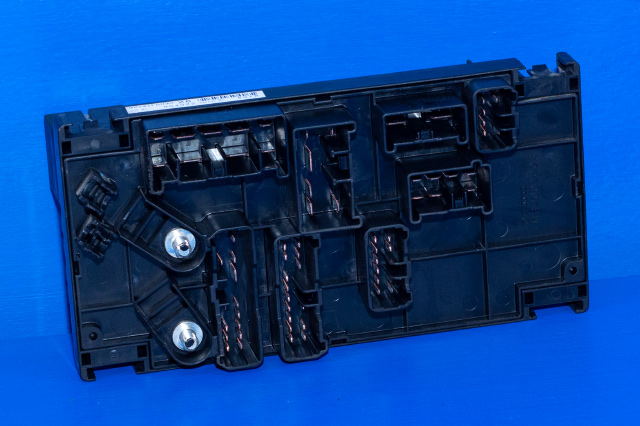 Sikringsboks til Subaru Impreza 2008-2012 (Type III) (SUBARU|82241-FG030|)