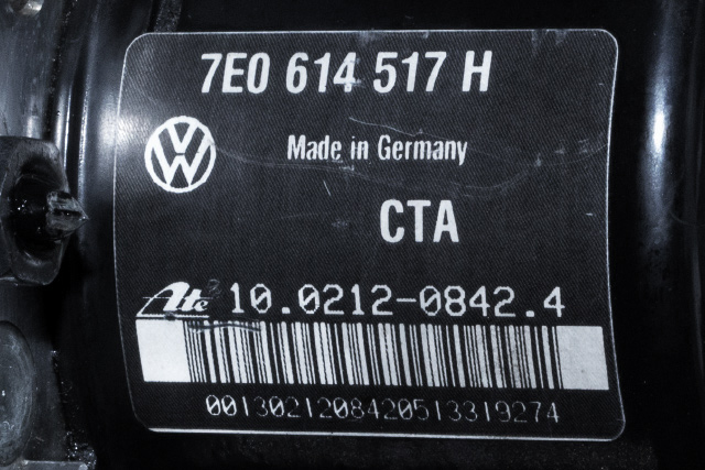 ABS sentral til VW Transporter / Caravelle 2009-2015 (Fase 2) (T5) (T5) (VAG|7E0 614 517 H|7E0 907 379 K|)