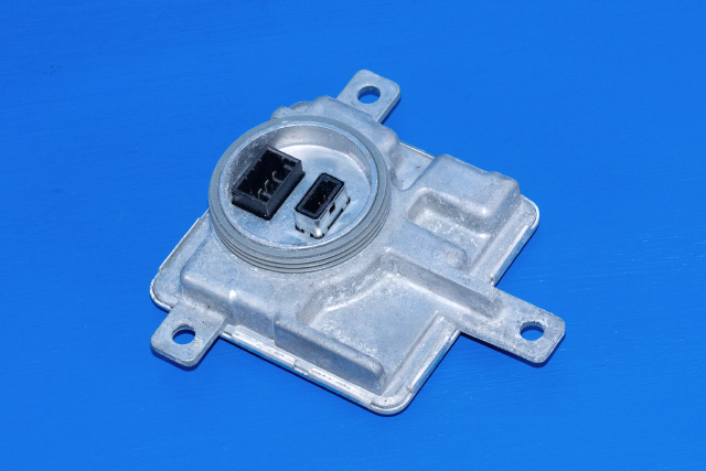 Styreenhet xenon/ballast til VW Transporter / Caravelle, 2009-2015 (Fase 2) (T5) (T5) (VAG|8K0 941 597 E)