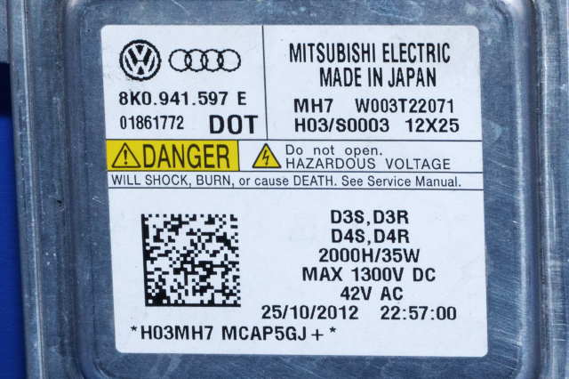 Styreenhet xenon/ballast til VW Transporter / Caravelle 2009-2015 (Fase 2) (T5) (T5) (VAG|8K0 941 597 E|)