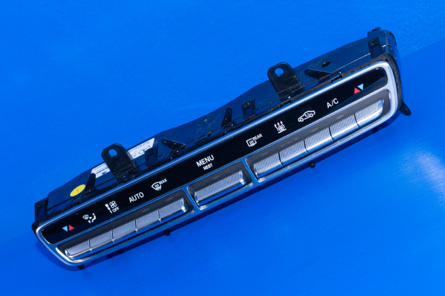 Varmeapparat betjening til Mercedes GLC, 2015-2022 (X253) (X253) (MERCEDES|A 205 905 48 06)