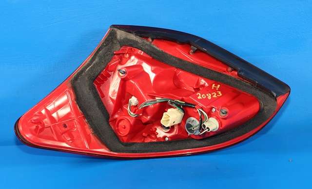 Baklykt høyre til Toyota RAV4 2006-2009 (Type III, Fase 1)