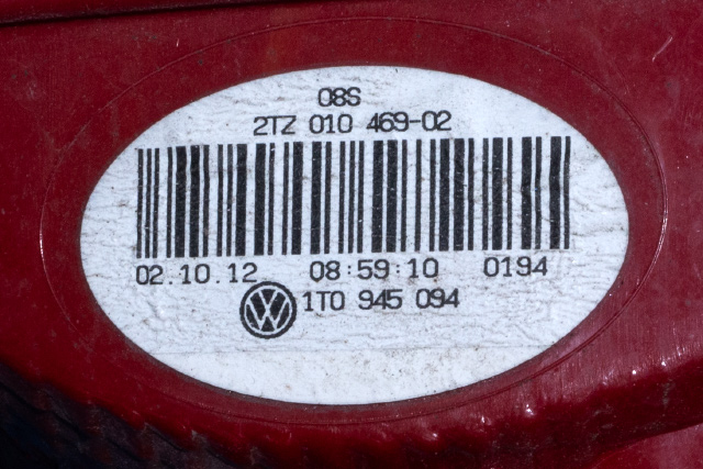 Baklykt høyre indre til VW Touran 2010-2015 (Type I, Fase 3)  (VAG|1T0 945 094|)