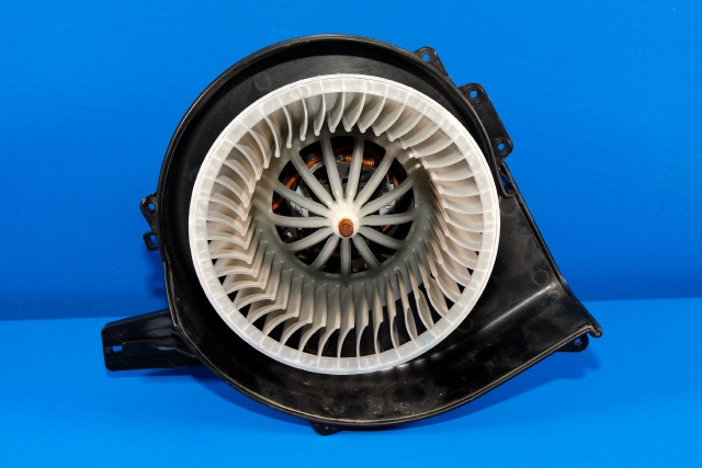 Varmeapparat motor til VW Polo, 2014-2017 (Type V, Fase 2)  (VAG|6R1 819 015)