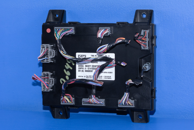 Styreenhet comfort (BCM) til Tesla Model S, 2016-2021 (Fase 2)  (TESLA|1010907-00-G)