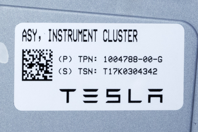 Instrumentpanel til Tesla Model S 2016-2021 (Fase 2)  (TESLA|1004788-00-G|)