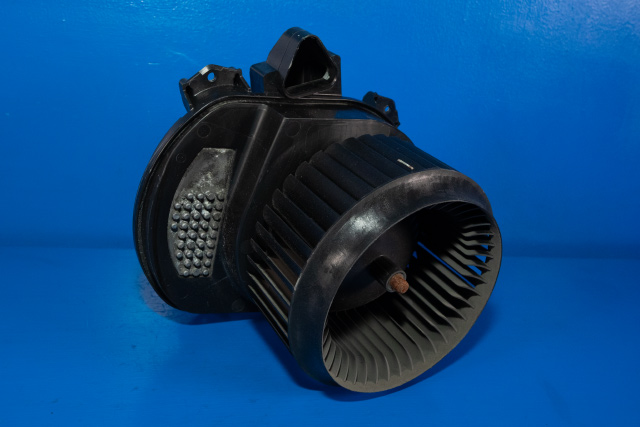 Varmeapparat motor til Mercedes B-Klasse, 2011-2018 (W246) (W246) (MERCEDES|A 246 906 42 00)