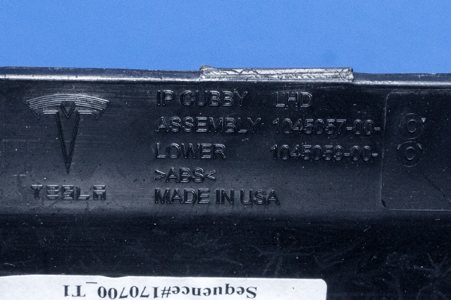 Dashbord myntrom til Tesla Model S 2016-2021 (Fase 2)  (TESLA|1045057-00-B|)