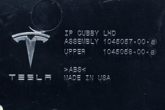 Dashbord myntrom til Tesla Model S 2016-2021 (Fase 2)  (TESLA|1045057-00-B|)
