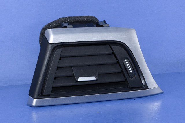 Dashbord friskluftdyse venstre til BMW 3-Serie, 2012-2018 (F30/F31/F34) (F30/F31/F34) (BMW|9 218 549-11)