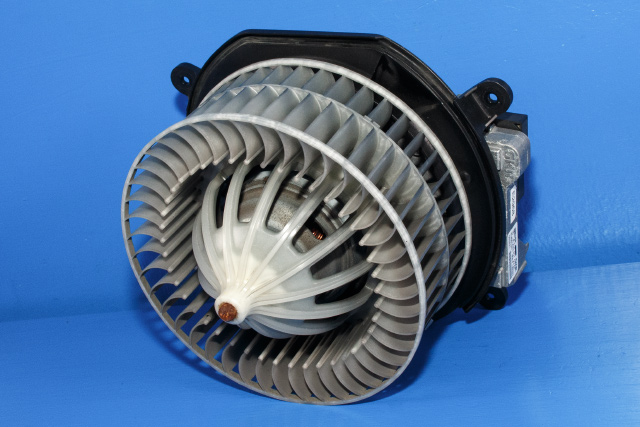 Varmeapparat motor til Mercedes CLS, 2004-2010 (C219) (C219) 