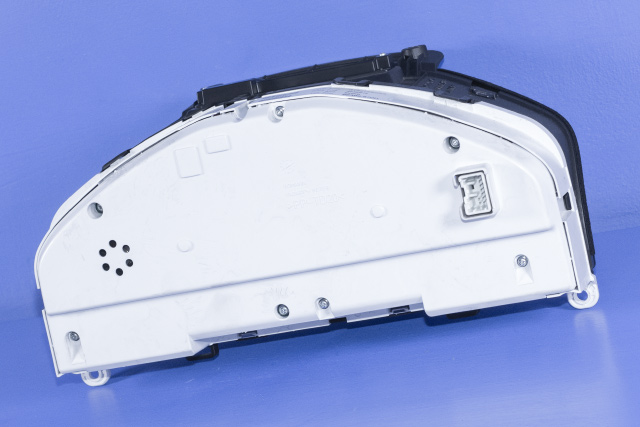 Instrumentpanel til Volvo V70 2007-2013 (Type III, Fase 1) (YAZAKI|69399-870U|31327582|)