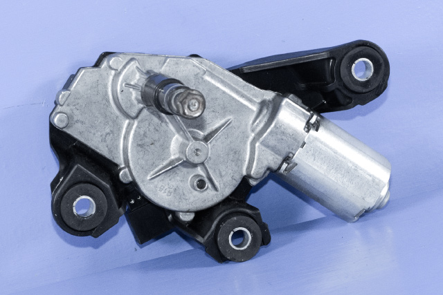 Viskermotor bakrute til Nissan Qashqai, 2007-2010 (Type I, Fase 1) (BOSCH|0 390 201 820)
