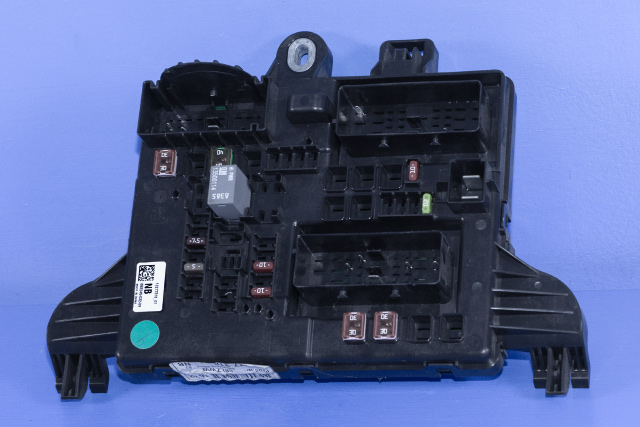 Sikringsboks til Opel Insignia A, 2009-2014  (GM|13 277 318)