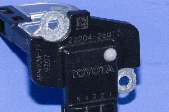 Luftmengde/luftmassemåler til Toyota Avensis 2009-2015 (Type III, Fase 1) (TOYOTA|22204-26010|)