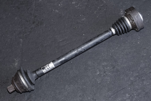 Drivaksel venstre bak, diesel/automat til Audi A8, 2003-2010 (Type II) (VAG|4E8 501 203 B)