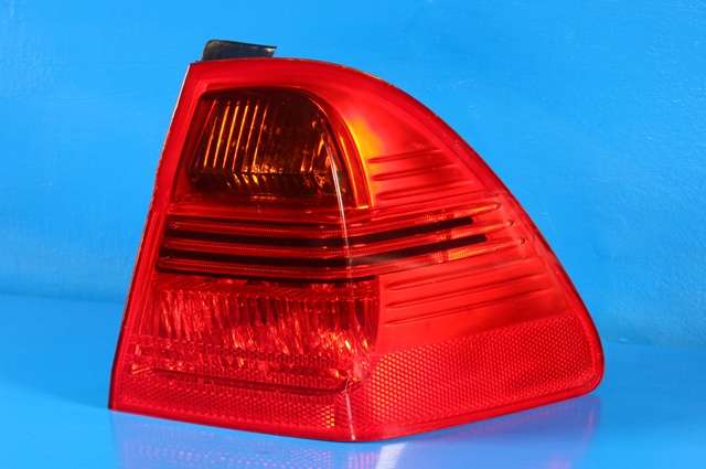 Baklykt høyre ytre til BMW 3-Serie 2005-2011 (E90/E91/E92/E93) (E90/E91/E92/E93) (BMW|7 160 062|)