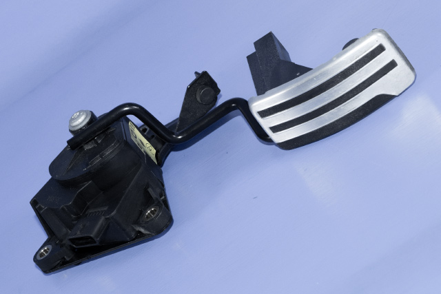 Pedal gass til Nissan Qashqai, 2010-2014 (Type I, Fase 2)  (NISSAN|3630A-21083)