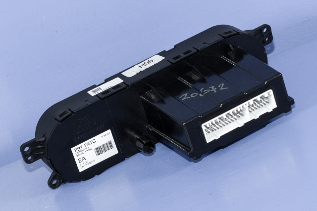 Varmeapparat betjening til Hyundai i20 2009-2014 (Type I)  (HYUNDAI|97250-4P350|)