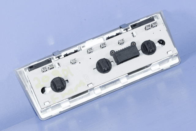 Taklyspanel til BMW 5-Serie 2003-2010 (E60/E61) (E60/E61) (BMW|63.31-6 962 058|)