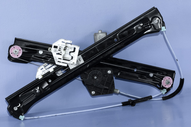 Ruteheis venstre foran til BMW 3-Serie 2012-2018 (F30/F31/F34) (F30/F31/F34)