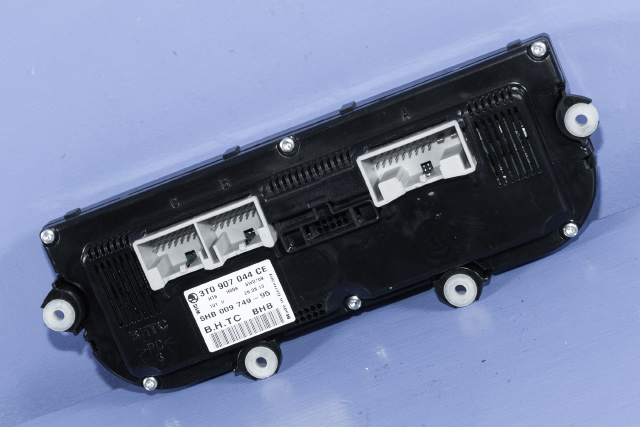 Varmeapparat betjening til Škoda Superb 2008-2015 (Type II)  (HELLA|5HB 009 749-95|3T0 907 044 CE|)