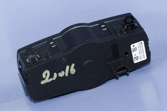 Bryter lys til BMW X3 2010-2017 (F25) (F25) (BMW|9 192 744|)