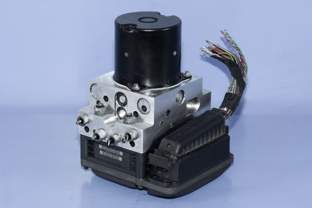 ABS sentral til BMW 5-Serie, 2003-2010 (E60/E61) (E60/E61) (BOSCH|0 265 250 217)