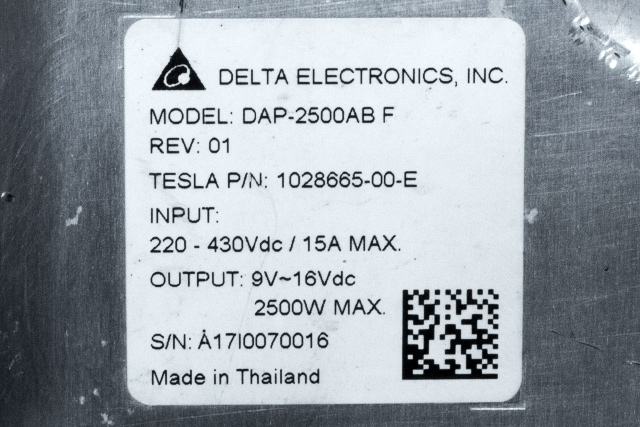 DCDC converter elbil til Tesla Model S 2016-2021 (Fase 2) (TESLA|1028665-00-E|)