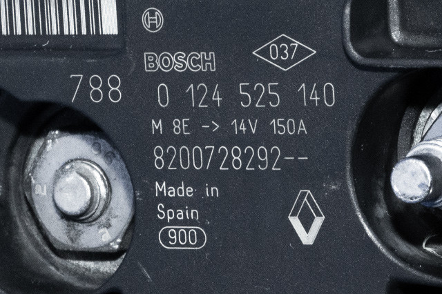 Dynamo diesel til Nissan Qashqai 2007-2010 (Type I, Fase 1)  (BOSCH|0 124 525 140|8200 728292. 14 VOLT - 150 AMP|)