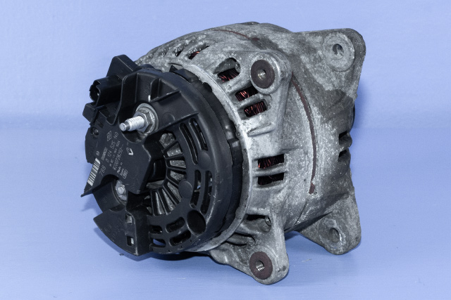 Dynamo diesel til Nissan Qashqai 2007-2010 (Type I, Fase 1)  (BOSCH|0 124 525 140|8200 728292. 14 VOLT - 150 AMP|)