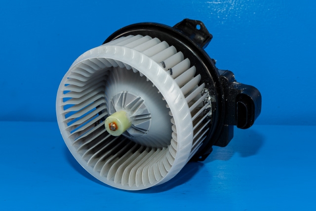Varmeapparat motor til Toyota Auris, 2015-2019 (Type II, Fase 2)  (DENSO|272700-8085)