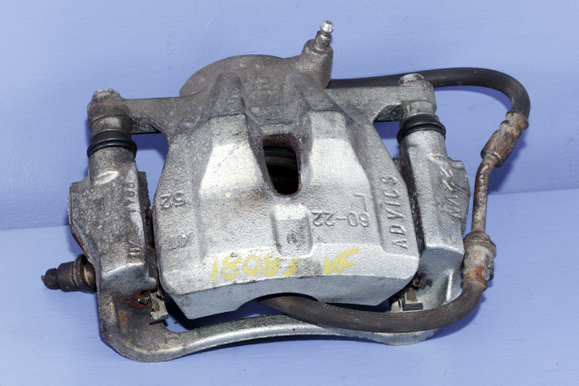 Bremsecaliper venstre foran til Toyota Verso-S, 2011-2015 (COMBI) (COMBI)