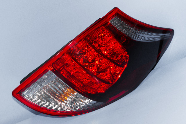 Baklykt høyre til Toyota RAV4 2006-2009 (Type III, Fase 1)