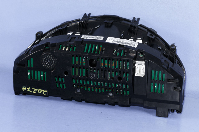 Instrumentpanel til Mercedes GLK 2008-2015 (X204) (X204) (VDO|A2C81600900|A 204 900 55 09|)