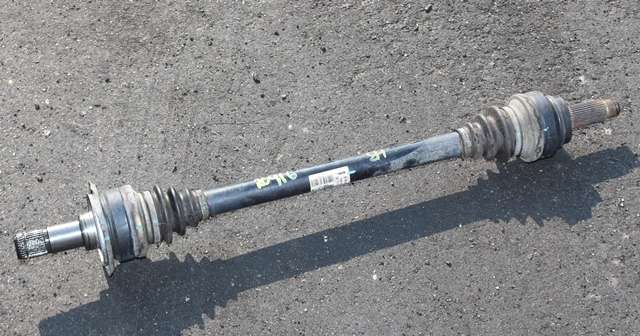 Drivaksel høyre bak, diesel/automat til BMW X5, 2007-2013 (E70) (E70) (BMW|7 564 128)