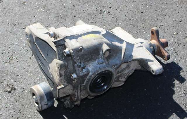 Kardang klokke bak til BMW 5-Serie, 2010-2017 (F10/F11) (F10/F11) (BMW|7 584 448)