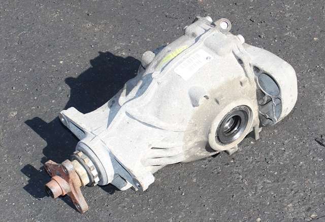 Kardang klokke bak til BMW 5-Serie 2010-2017 (F10/F11) (F10/F11) (BMW|7 584 448|)