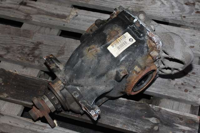 Kardang klokke bak til BMW 3-Serie, 2012-2018 (F30/F31/F34) (F30/F31/F34) (BMW|7 605 589)