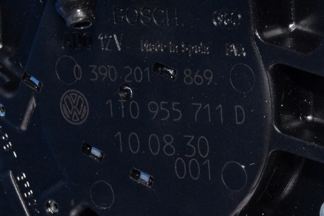 Viskermotor bakrute til VW Caddy 2010-2015 (Type III, Fase 2)  (BOSCH|0 390 201 869|1T0 955 711 D|)