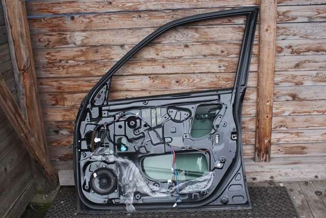 Dør høyre foran til Subaru Forester 2008-2013 (Type III)