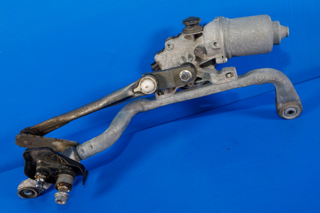 Viskermotor frontrute komplett m/overføring til Toyota Yaris 2012-2014 (Type III, Fase 1) (DENSO|159300-4134|85110-0D190|)