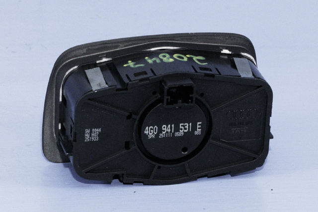 Bryter lys til Audi A6 2011-2014 (Type IV, Fase 1) (C7) (C7) (VAG|4G0 941 531 E|)