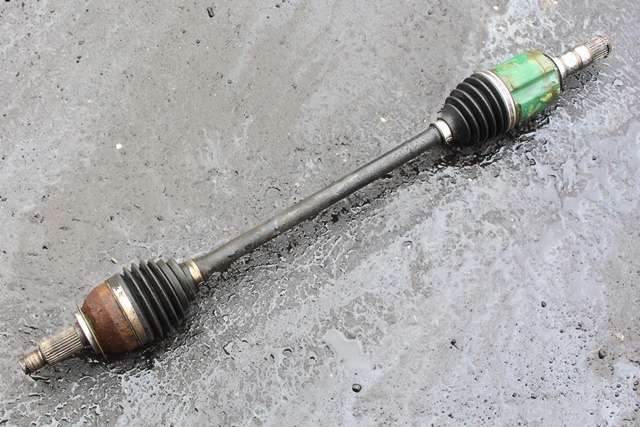 Drivaksel venstre foran, diesel/manuell til Subaru Forester, 2008-2013 (Type III)